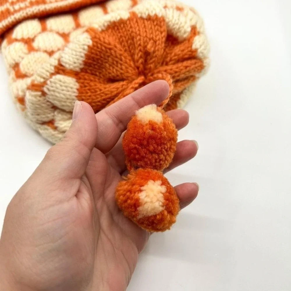 Vintage Handmade Retro Print Orange Checker Knitted Beanie Ski Winter Beanie Pom